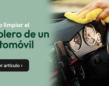 limpiar tablero de automóvil